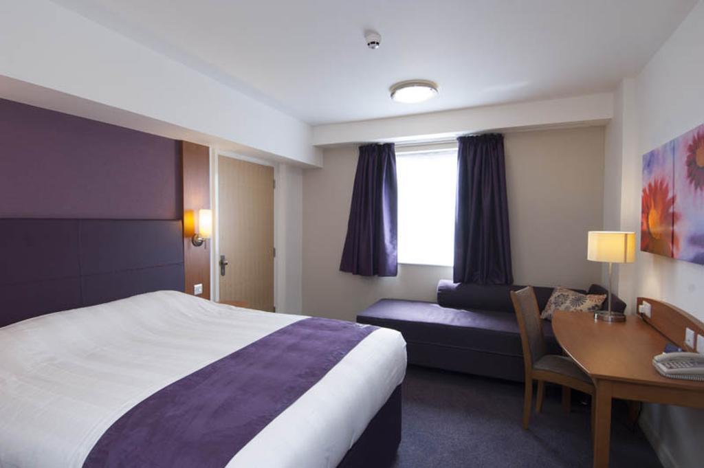 Premier Inn Inverness Centre - River Ness — Photos 1