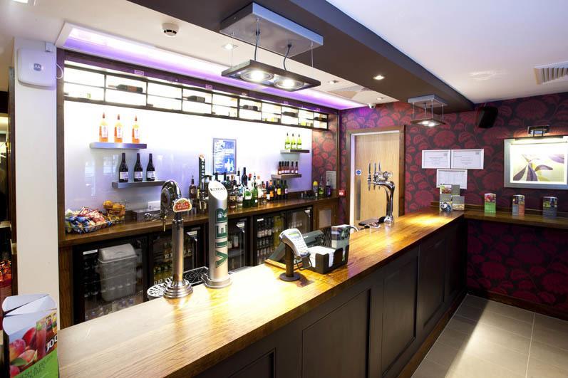 Premier Inn Inverness Centre - River Ness — Photos 3