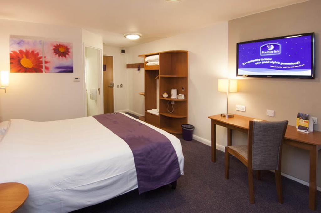 Premier Inn Inverness Centre - River Ness — Photos 2